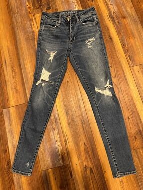 American Eagle Outfitters Women's Ripped Hi-Rise Jeggings
